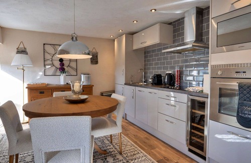 Buxton House | Beautiful villa for 12 people with WIFI and pets allowed