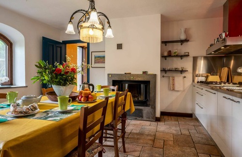 Cortazzone House | Beautiful villa for 8 guests with private pool, TV, patio, pets allowed and panoramic view