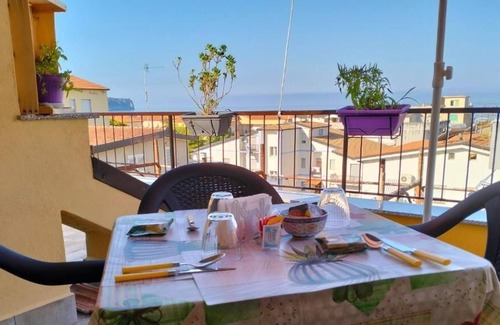 Praia a Mare Bed & Breakfast | Bed & Breakfast Da Nonna Teta