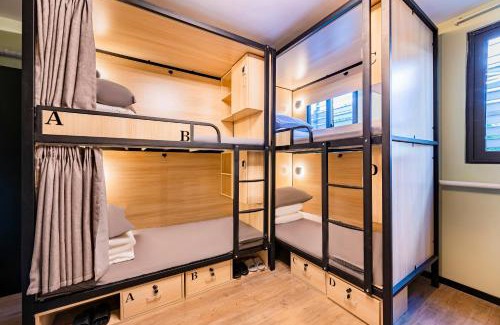 Yansha Hotel | BeiJing Seeyou Youth Hostel - Lama Temple&Tian'anmen& Forbidden City ,One stop on the special line to the airport Free Laundry Luggage Storage Wifi and laundry room Tourism service
