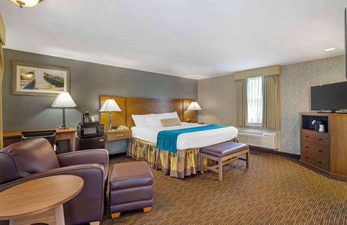 Plymouth Hotel | Best Western Plus Cold Spring