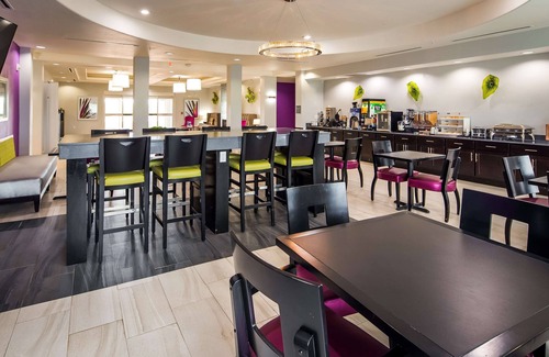 Dilley Hotel | Best Western Plus Dilley Inn & Suites