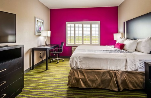 Dilley Hotel | Best Western Plus Dilley Inn & Suites