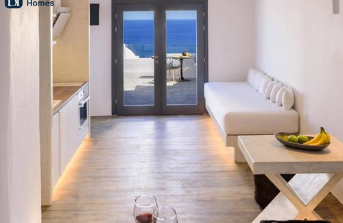 Imerovigli Apartment | BH271 - C - Suite Santorini
