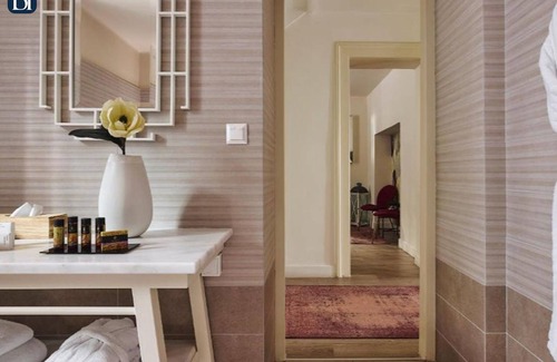 Athens City Centre Apartment | BHA026 - C - Suite Athens