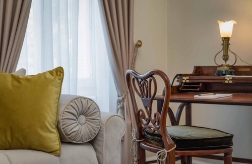 Koukaki Apartment | BHA033- C - Suite Athens