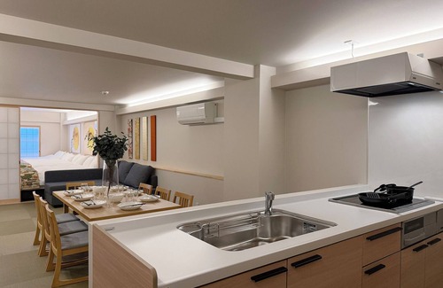 Hatsukaichi Apartment | bHotel Miyajima Omotesando 21
