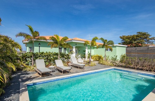 Jan Thiel Condo | "Birds of Paradise" 1 Bdrm stylish condo!