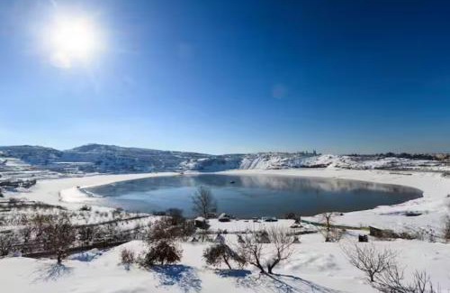 Masade Apartment | BiRKA - סוויטות מהממות מול נוף ברכת רם