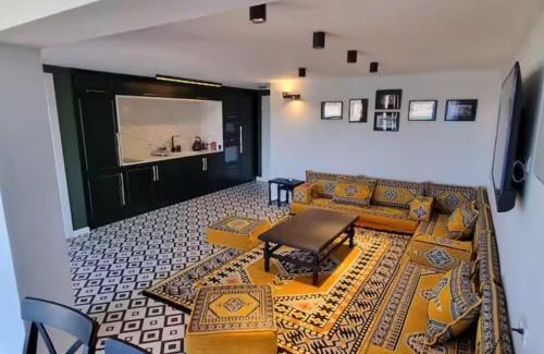 Masade Apartment | BiRKA - סוויטות מהממות מול נוף ברכת רם