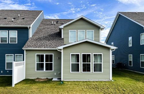 Millville House | Bishop's Landing - 31186 VICTOR RD