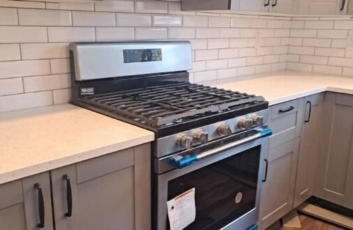 Keyesport House | Bixler's Boathouse