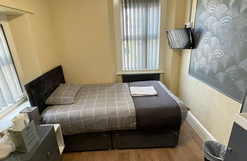 Weston-super-Mare House | Blakeney Guest House
