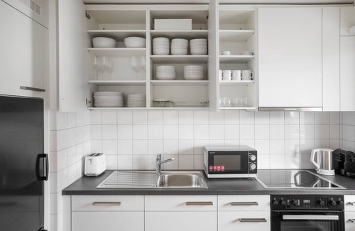 Iselin Apartment | Blueground | Iselin, storage & shared w/d, nr tram