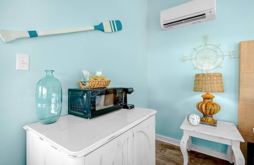 Gulf Hills Apartment | Boathouse - Ship Island