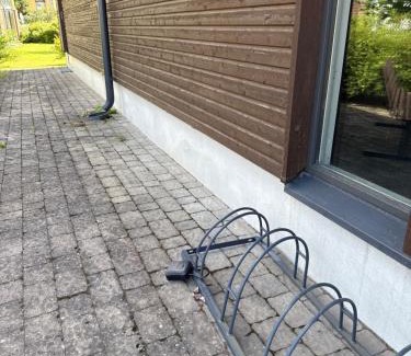 Aviapolis Apartment | Bohemian Luxury with private Sauna, own carparking, 3 km from airport