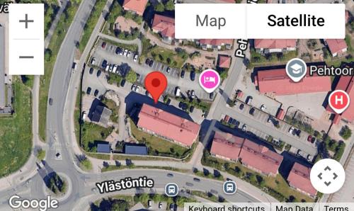 Aviapolis Apartment | Bohemian Luxury with private Sauna, own carparking, 3 km from airport