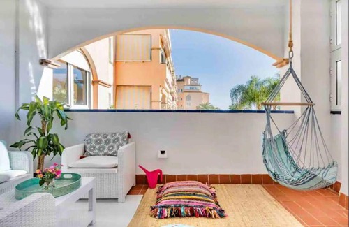 Torremolinos Apartment | BOHO CHIC- Beachfront - Free bikes - Salt water pool