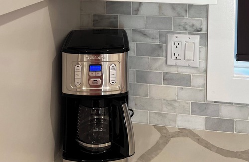 Midway City House | Brand new 3 bed 2 bath near all major attractions: Disney land, beaches, etc…