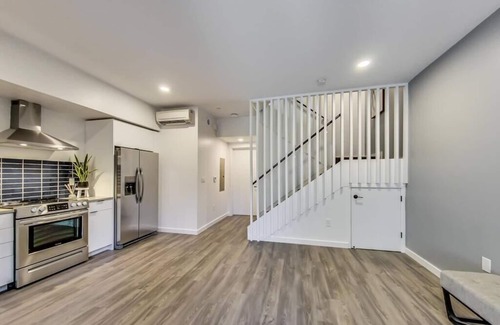 Oakland Apartment | Brand New Studio Near Downtown