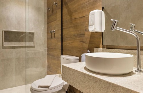 Canal Hotel | Bravo Pousada Design