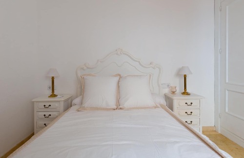 Centro Apartment | Bright apartment with two bedrooms and a patio