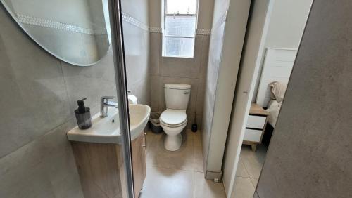 Port Elizabeth Apartment | Broadwood Guest House