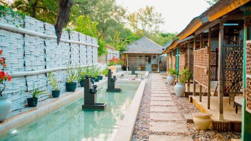Gili Meno Resort | Bungalow Cafe Gili Beachfront