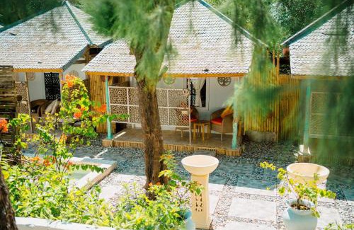 Gili Meno Resort | Bungalow Cafe Gili Beachfront