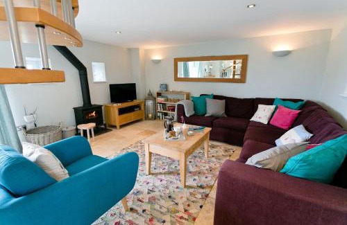 Llanfaethlu House | Bwthyn Derwen