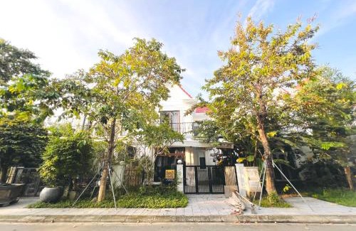 Huong Thuy Hotel | Có 3 phòng ngủ ở gần nhau - Kenzpi House
