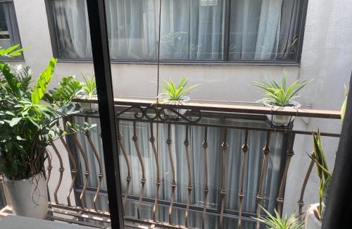 Quang An Apartment | Căn hộ 1 khách 1 ngủ tại Tây Hồ