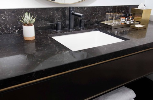 Downtown Houston Hotel | C. Baldwin, Curio Collection by Hilton
