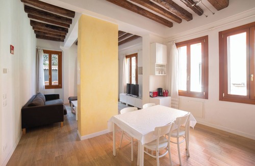 Castello Apartment | Ca Lion