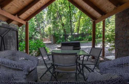 Bajos de Lircay Ski Chalet | Cabañas lo de Victoria