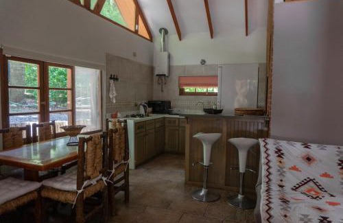 Bajos de Lircay Ski Chalet | Cabañas lo de Victoria