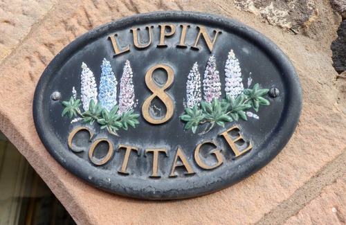 Akeld Cottage | Cabin ∙ 2 bedrooms ∙ 4 guests
