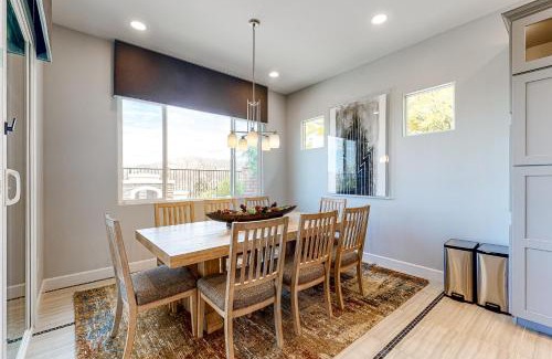 Dove Mountain House | Cactus Flower Pass