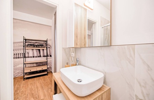 Quartiere XI Portuense House | Caesars quarters - private rooms in Rome