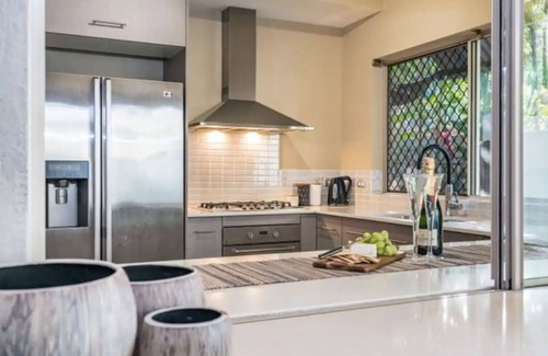 Westcourt Villa | Cairns Resort Large Private Villa
