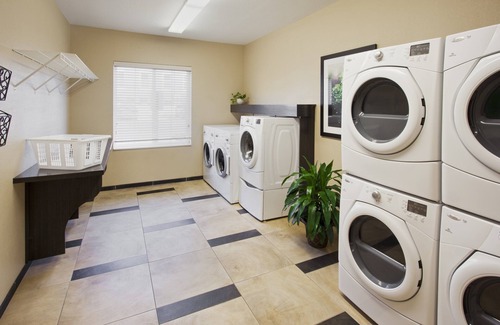 Central Oklahoma City Hotel | Candlewood Suites Oklahoma City - Bricktown by IHG