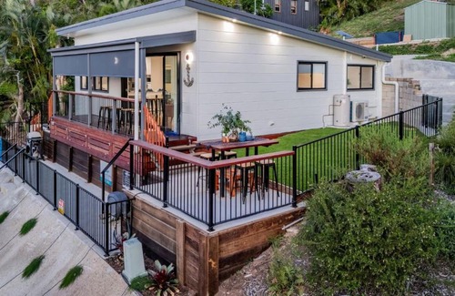 Seventeen Seventy House | Captains Retreat 1770