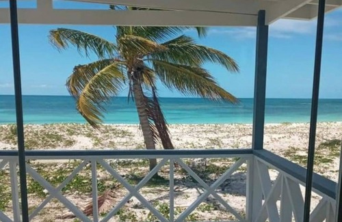 Codrington Cottage | Captivating 1-Bed Cottage in Codrington