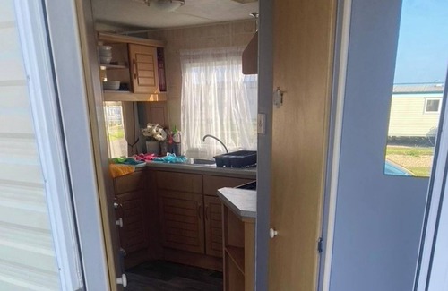 Ingoldmells Cabin | Caravan - Sleeps 4 - Parking - 10Mins To Beach