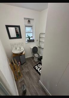Grangetown Apartment | Cardiff flat 3 mins to city centre sleeps up to 6