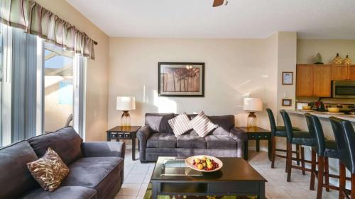 Windsor Palms House | Caribbean Sunshine in Windsor Palms Resort