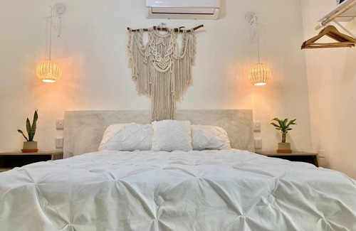 Downtown San Jose del Cabo Apartment | Casa Añuiti céntrica ubicación.