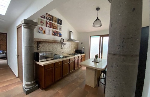 Tres de Mayo House | Casa Brisa Cuernavaca. Your paradise in Burgos