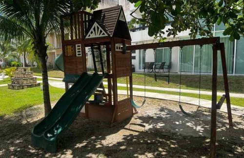 Cancun House | Casa con alberca y jardín en Cancún