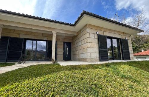 Arcos de Valdevez House | Casa da Falperra